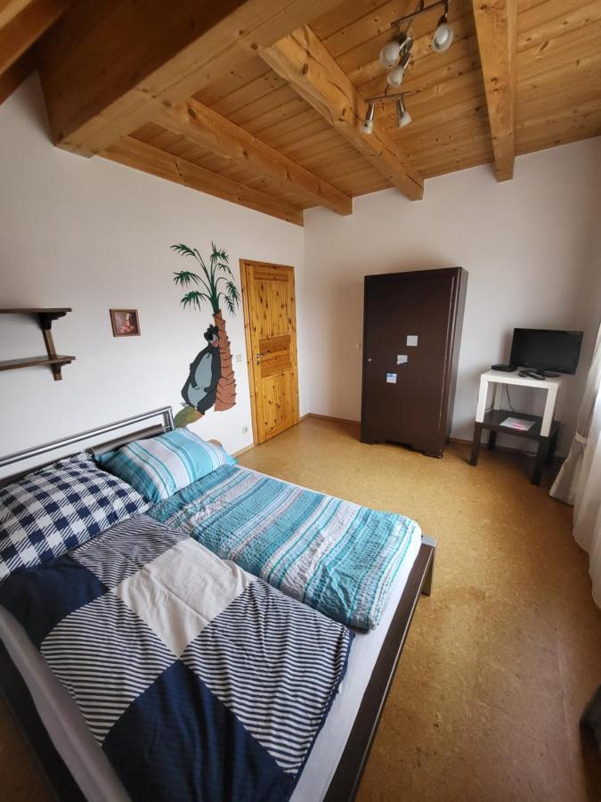 Ferienwohnung Helga Thalmassing  Экстерьер фото
